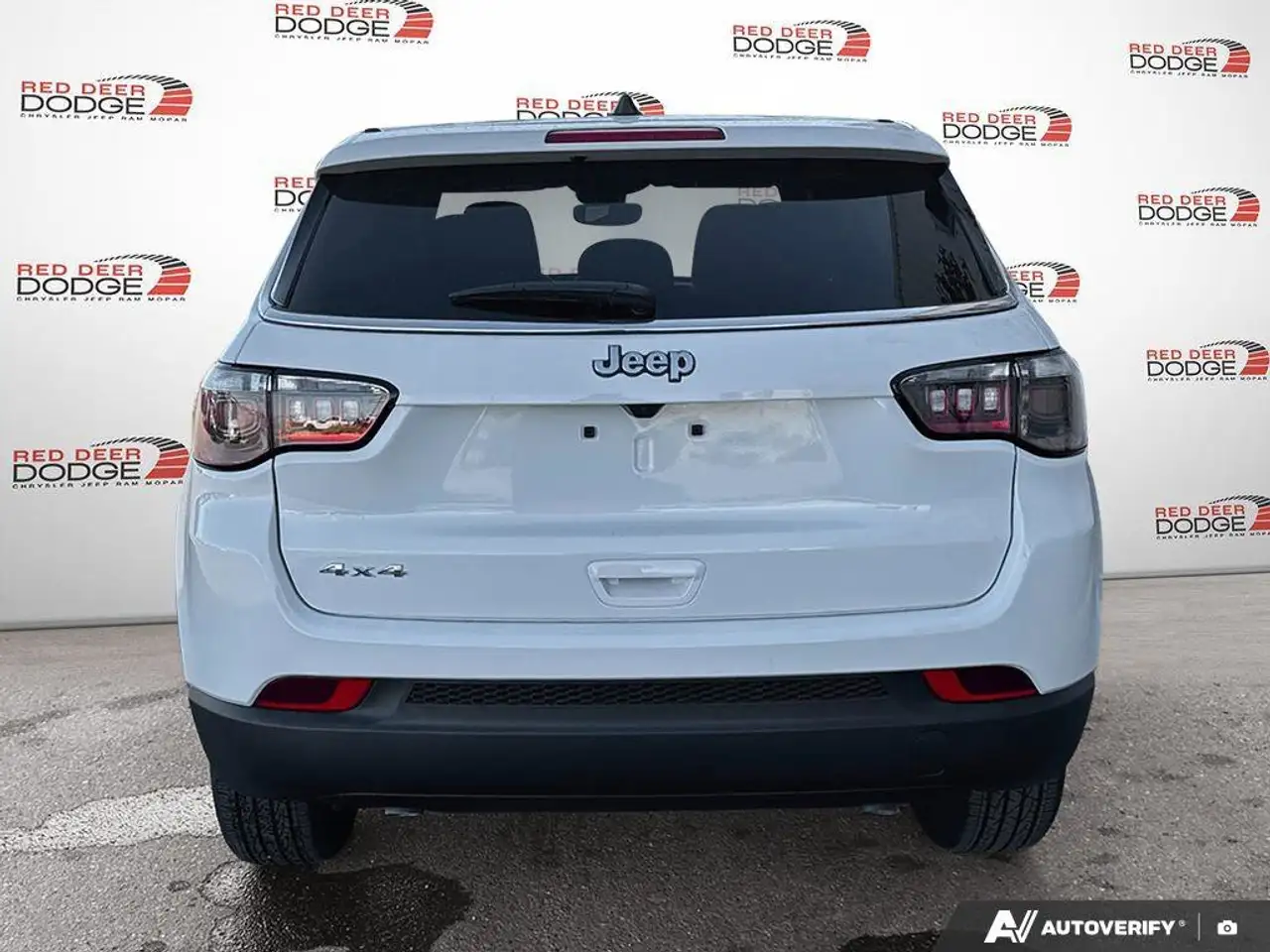 Jeep Compass снимка Jeep Compass