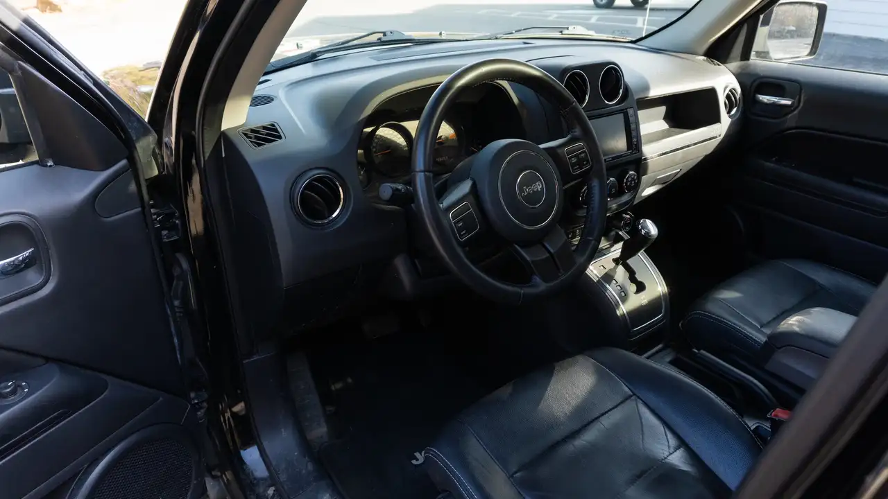 Jeep Patriot photo Jeep Patriot