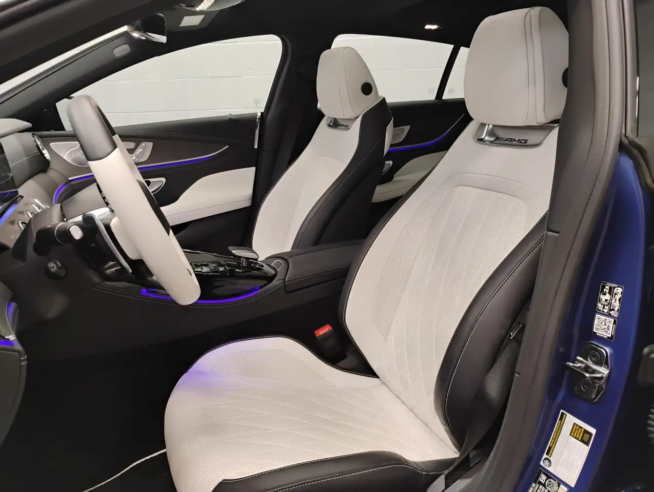 Mercedes-Benz AMG GT снимка Mercedes-Benz AMG GT