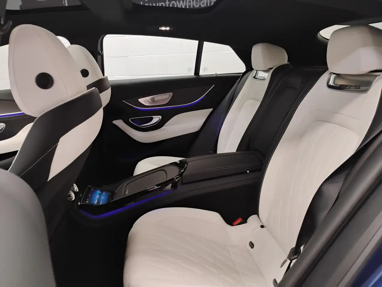 Mercedes-Benz AMG GT снимка Mercedes-Benz AMG GT