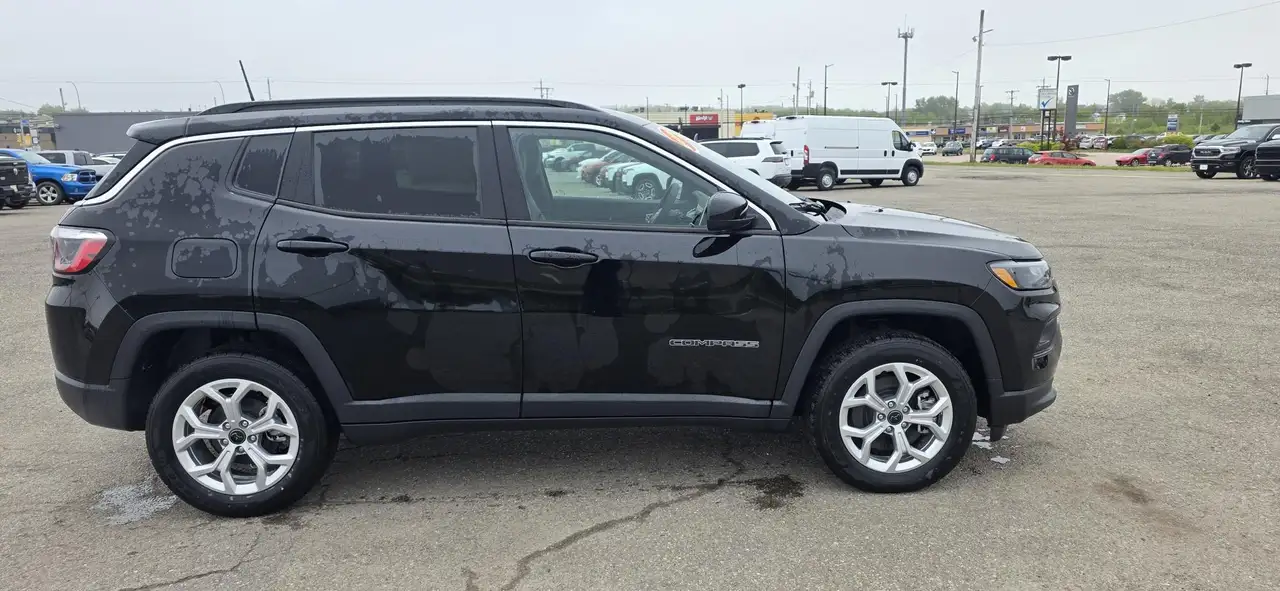 Jeep Compass снимка Jeep Compass