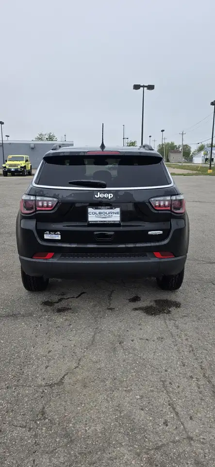Jeep Compass снимка Jeep Compass
