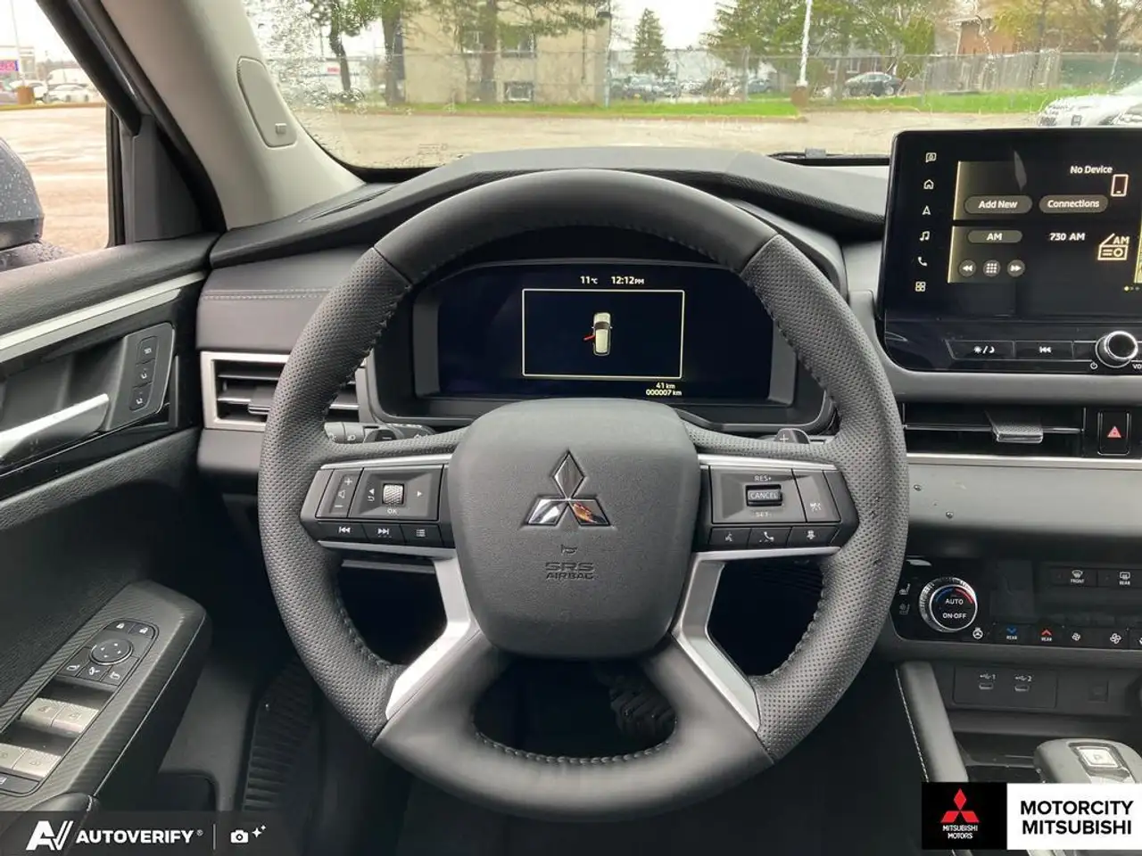 Mitsubishi Outlander снимка Mitsubishi Outlander