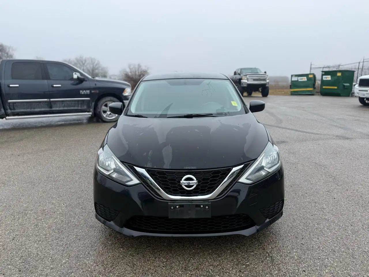 Nissan Sentra снимка Nissan Sentra