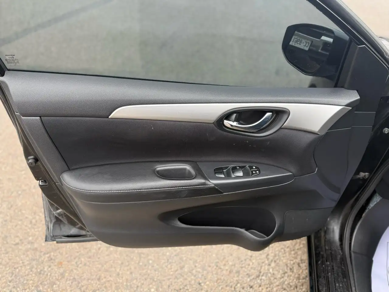 Nissan Sentra снимка Nissan Sentra