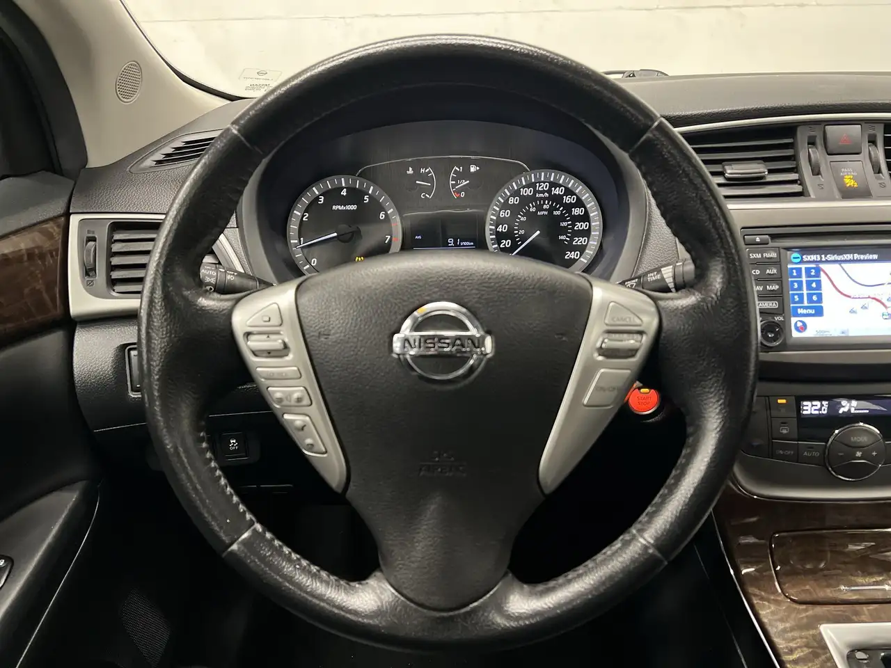 Nissan Sentra photo Nissan Sentra