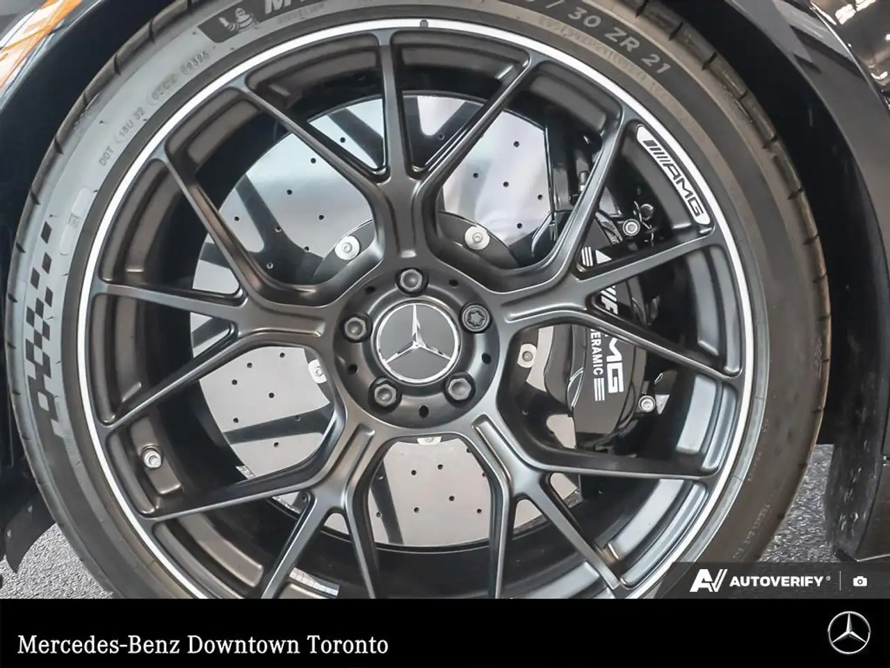 Mercedes-Benz AMG GT снимка Mercedes-Benz AMG GT