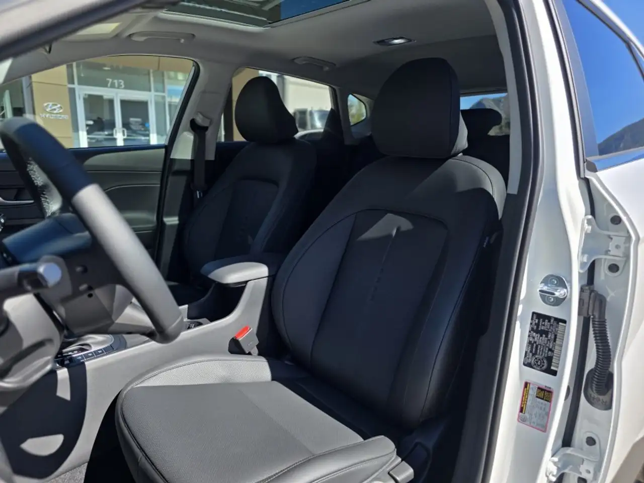 Hyundai KONA photo Hyundai KONA