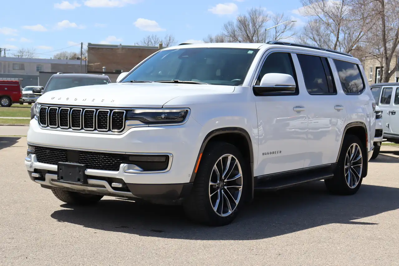 2022 Jeep Wagoneer