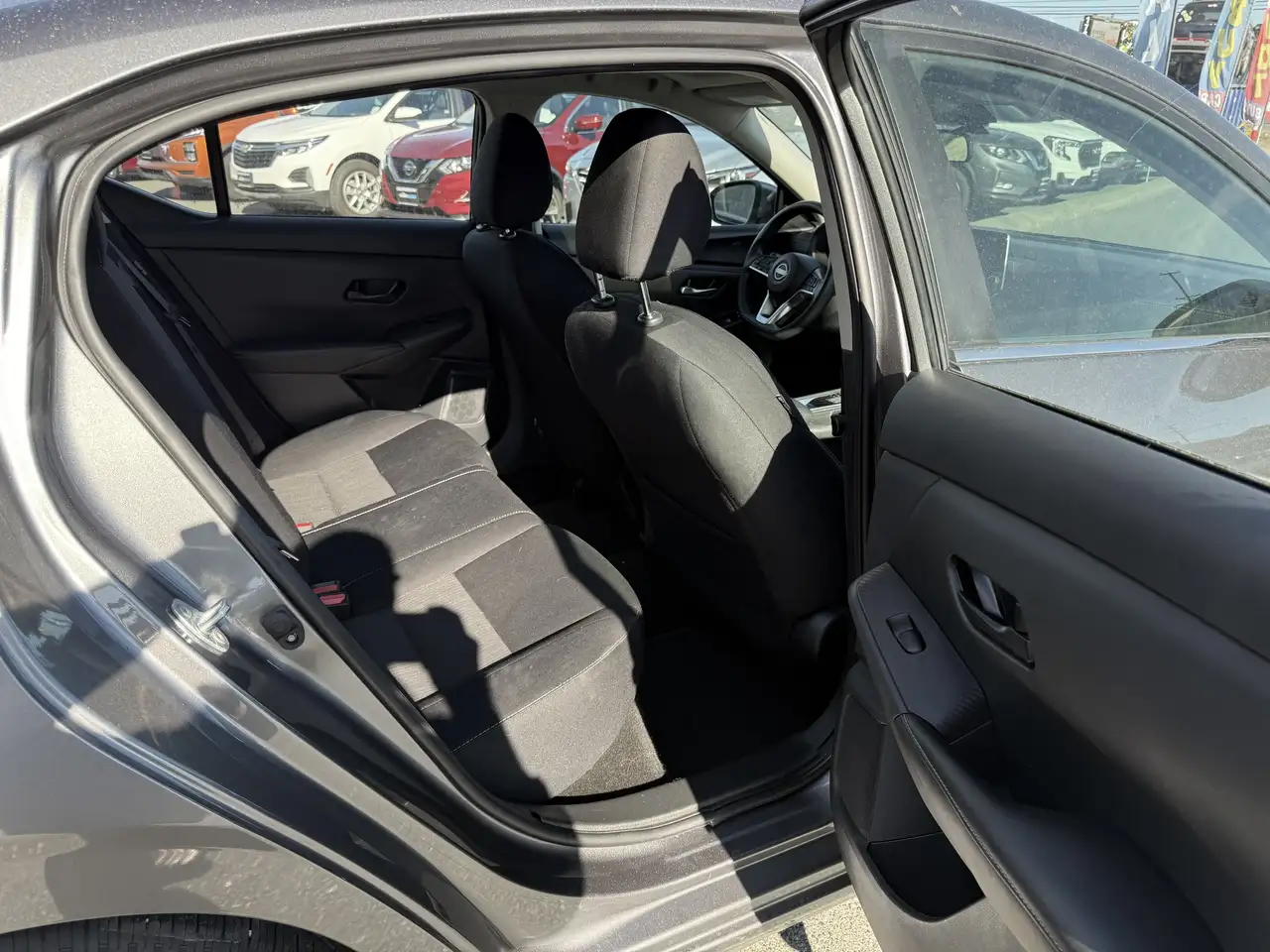 Nissan Sentra снимка Nissan Sentra