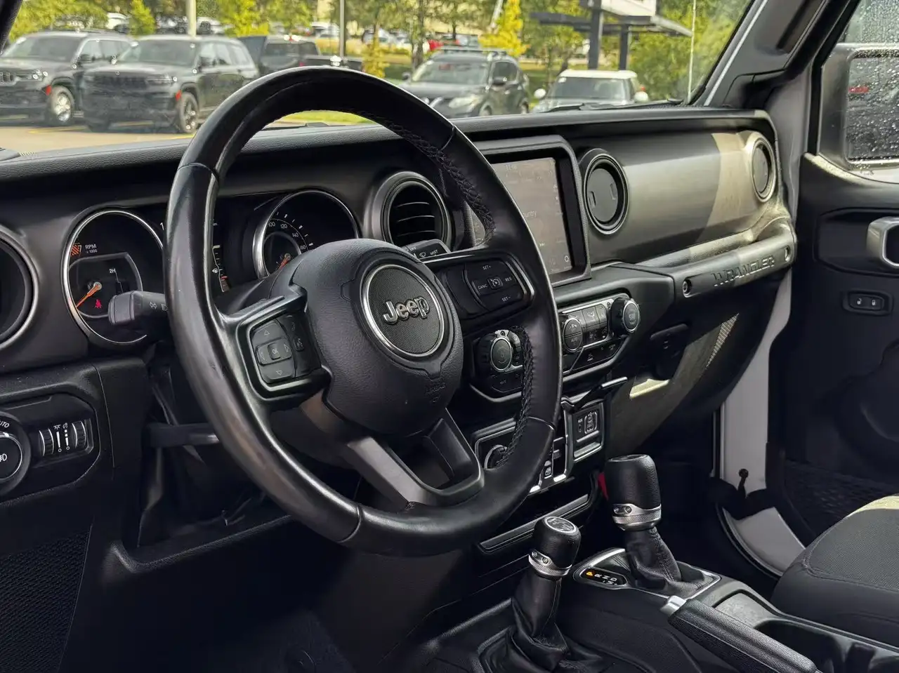 Jeep Wrangler снимка Jeep Wrangler