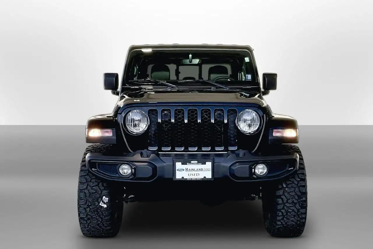 Jeep Gladiator снимка Jeep Gladiator