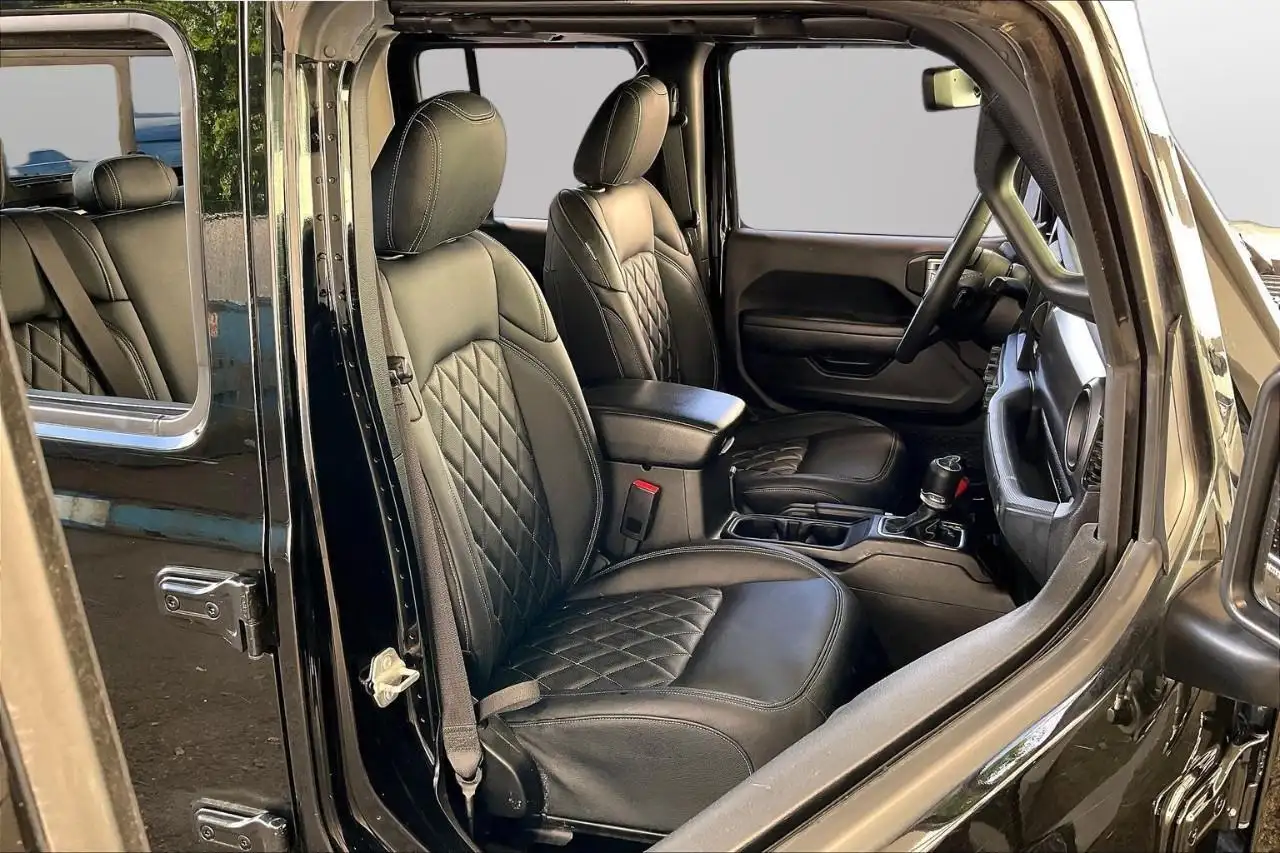Jeep Gladiator снимка Jeep Gladiator
