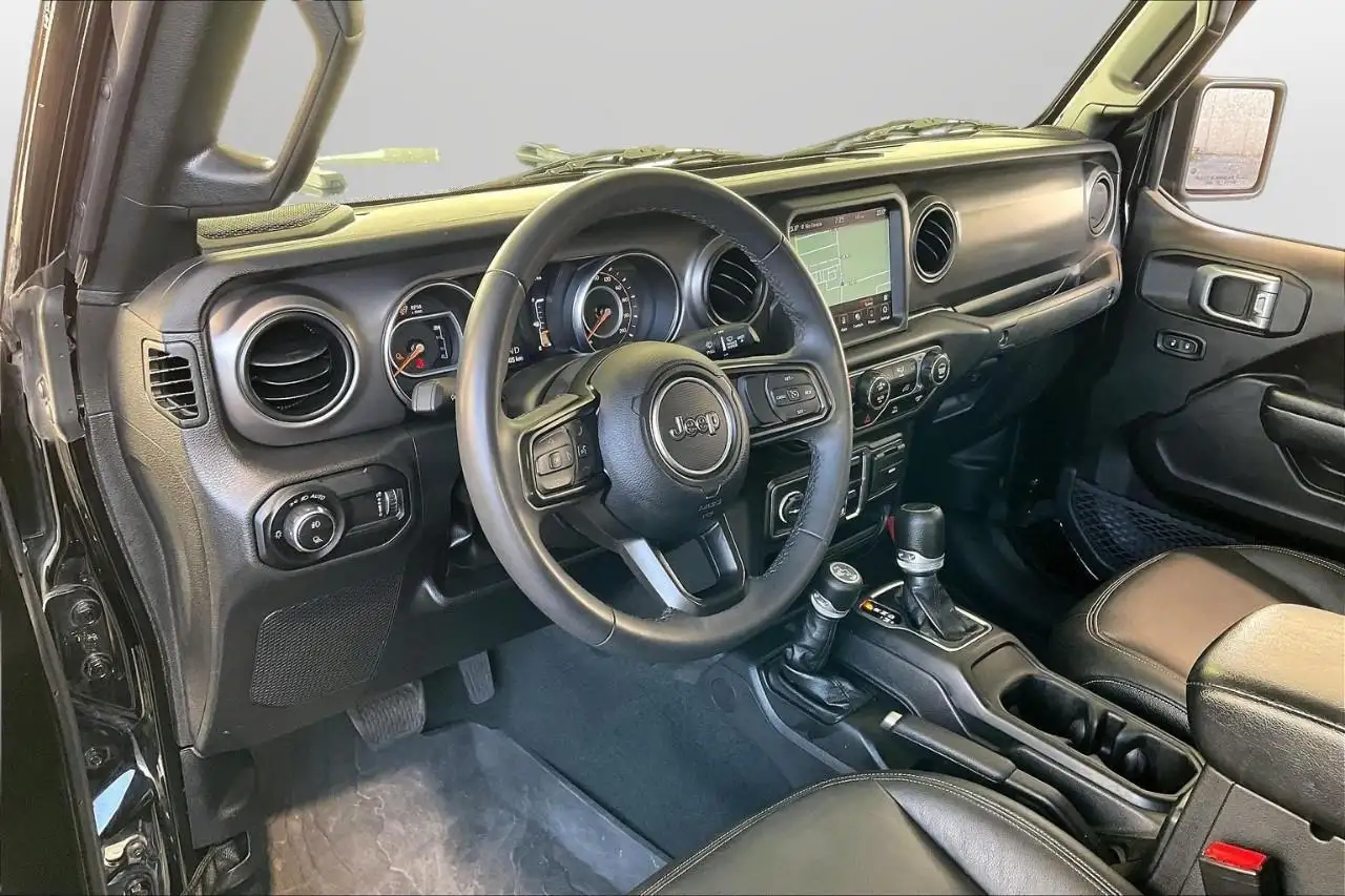 Jeep Gladiator снимка Jeep Gladiator
