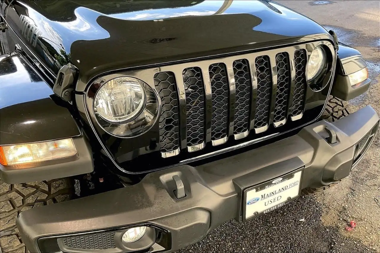 Jeep Gladiator снимка Jeep Gladiator