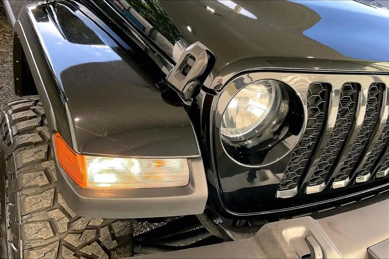 Jeep Gladiator снимка Jeep Gladiator