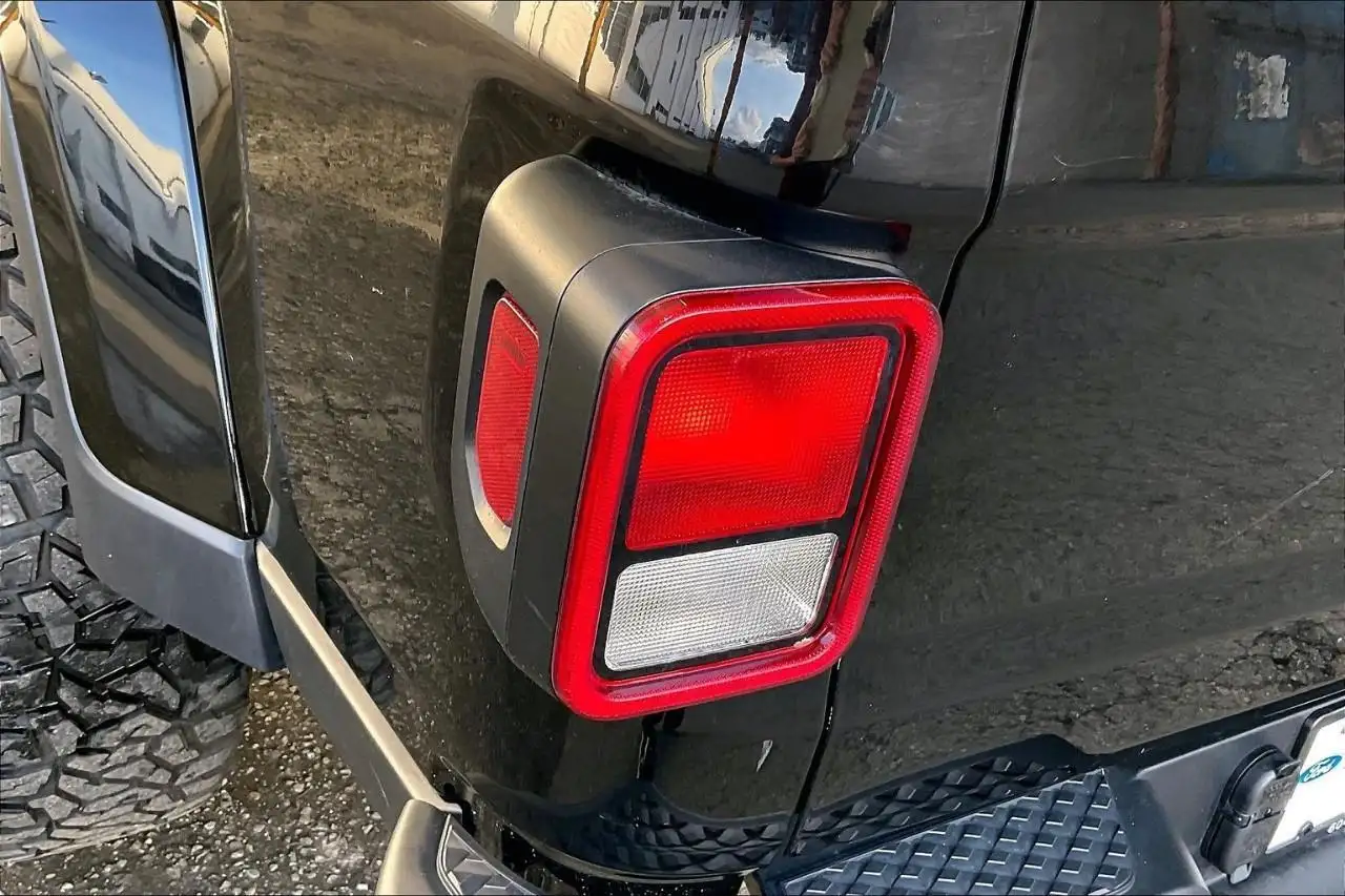 Jeep Gladiator снимка Jeep Gladiator