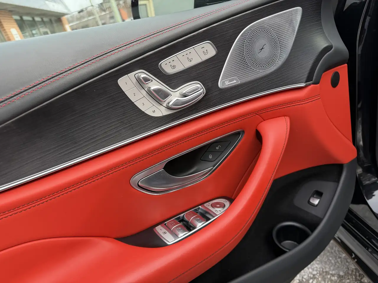 Mercedes-Benz AMG GT снимка Mercedes-Benz AMG GT