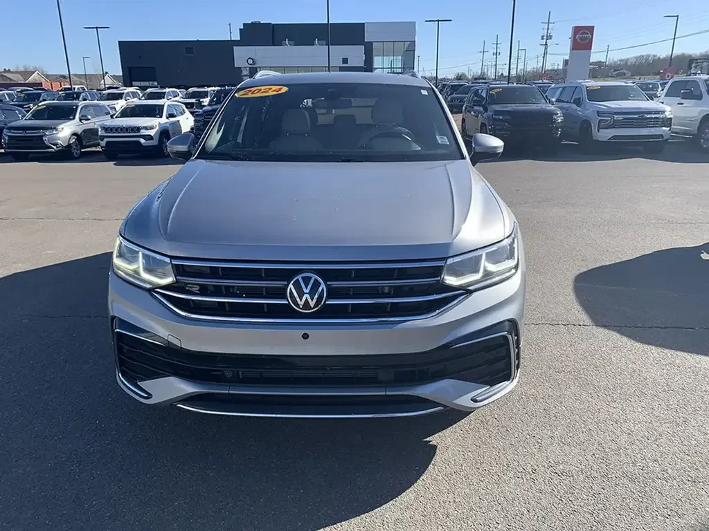 Volkswagen Tiguan снимка Volkswagen Tiguan