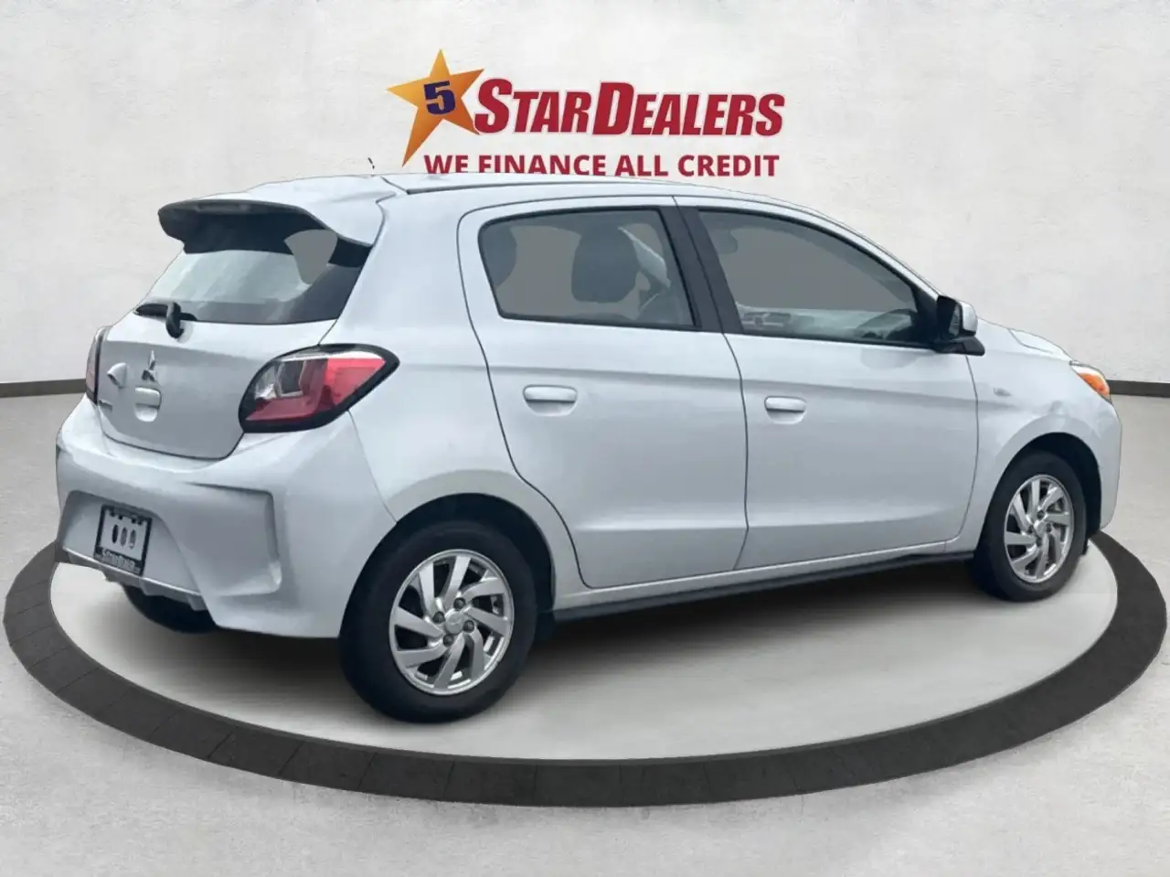 Mitsubishi Mirage снимка Mitsubishi Mirage