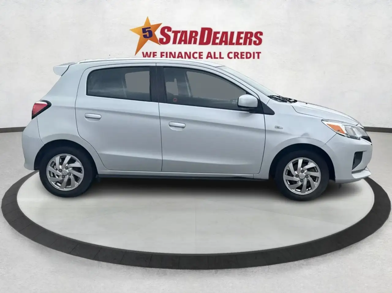 Mitsubishi Mirage снимка Mitsubishi Mirage