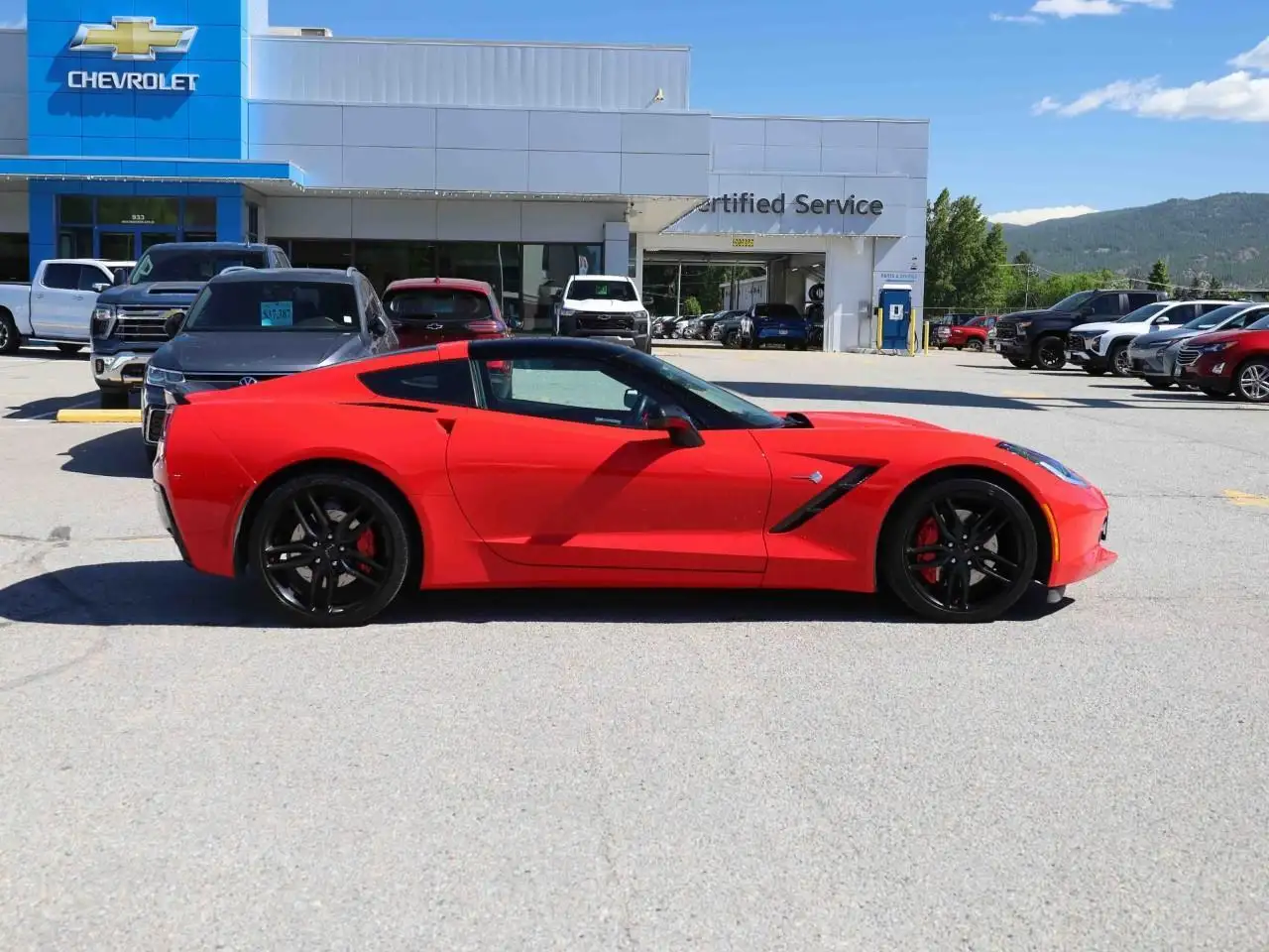 Chevrolet Corvette снимка Chevrolet Corvette