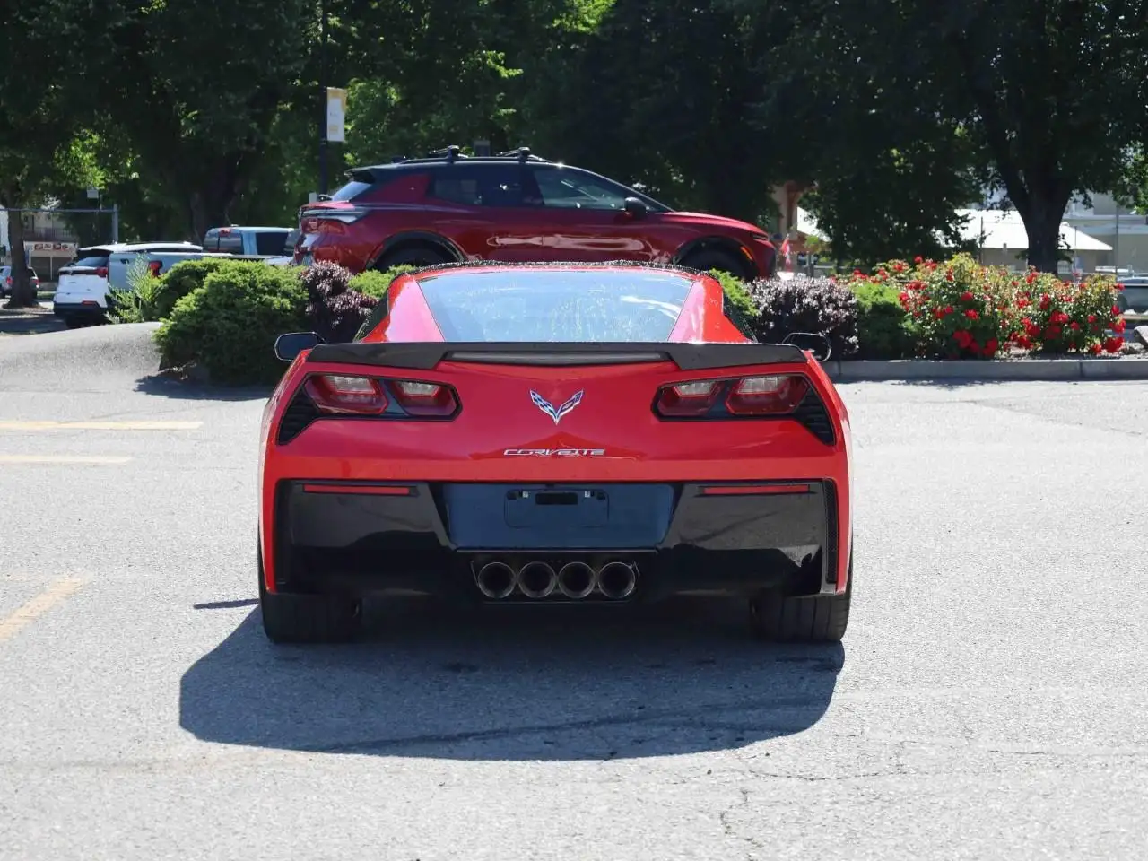 Chevrolet Corvette снимка Chevrolet Corvette