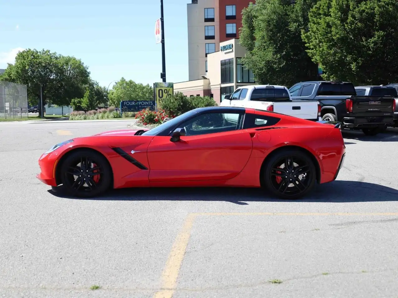 Chevrolet Corvette снимка Chevrolet Corvette