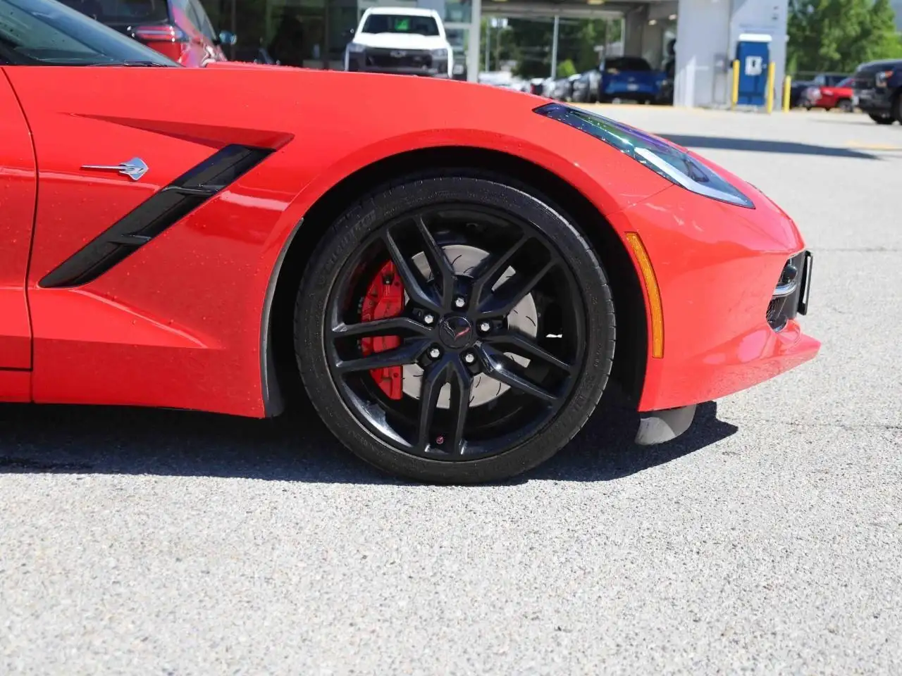 Chevrolet Corvette снимка Chevrolet Corvette