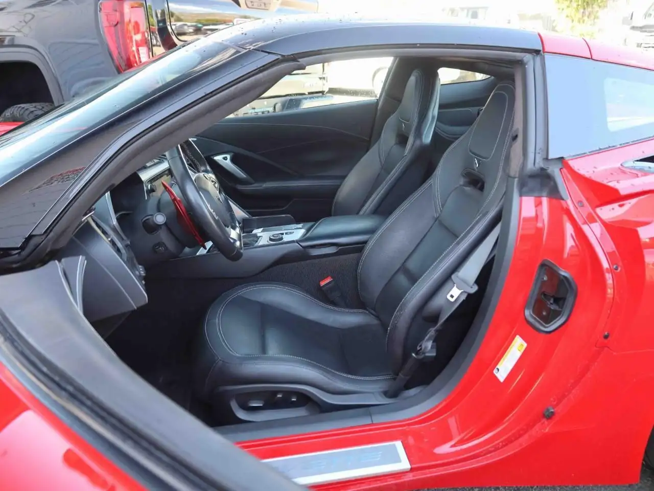 Chevrolet Corvette снимка Chevrolet Corvette