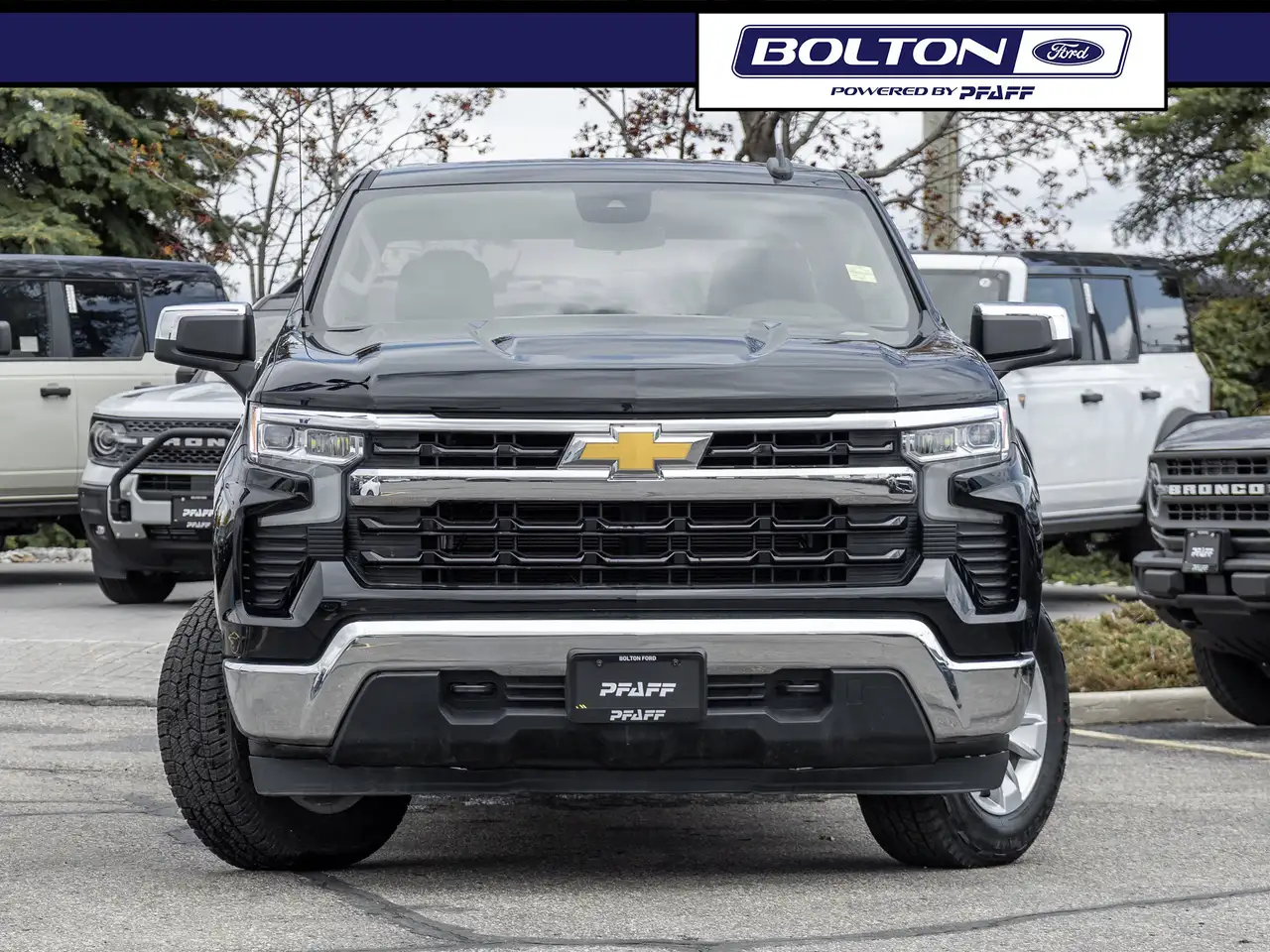 Chevrolet Silverado 1500 снимка Chevrolet Silverado 1500