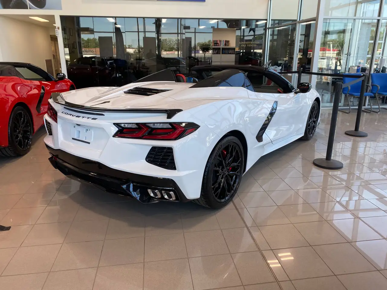 Chevrolet Corvette снимка Chevrolet Corvette