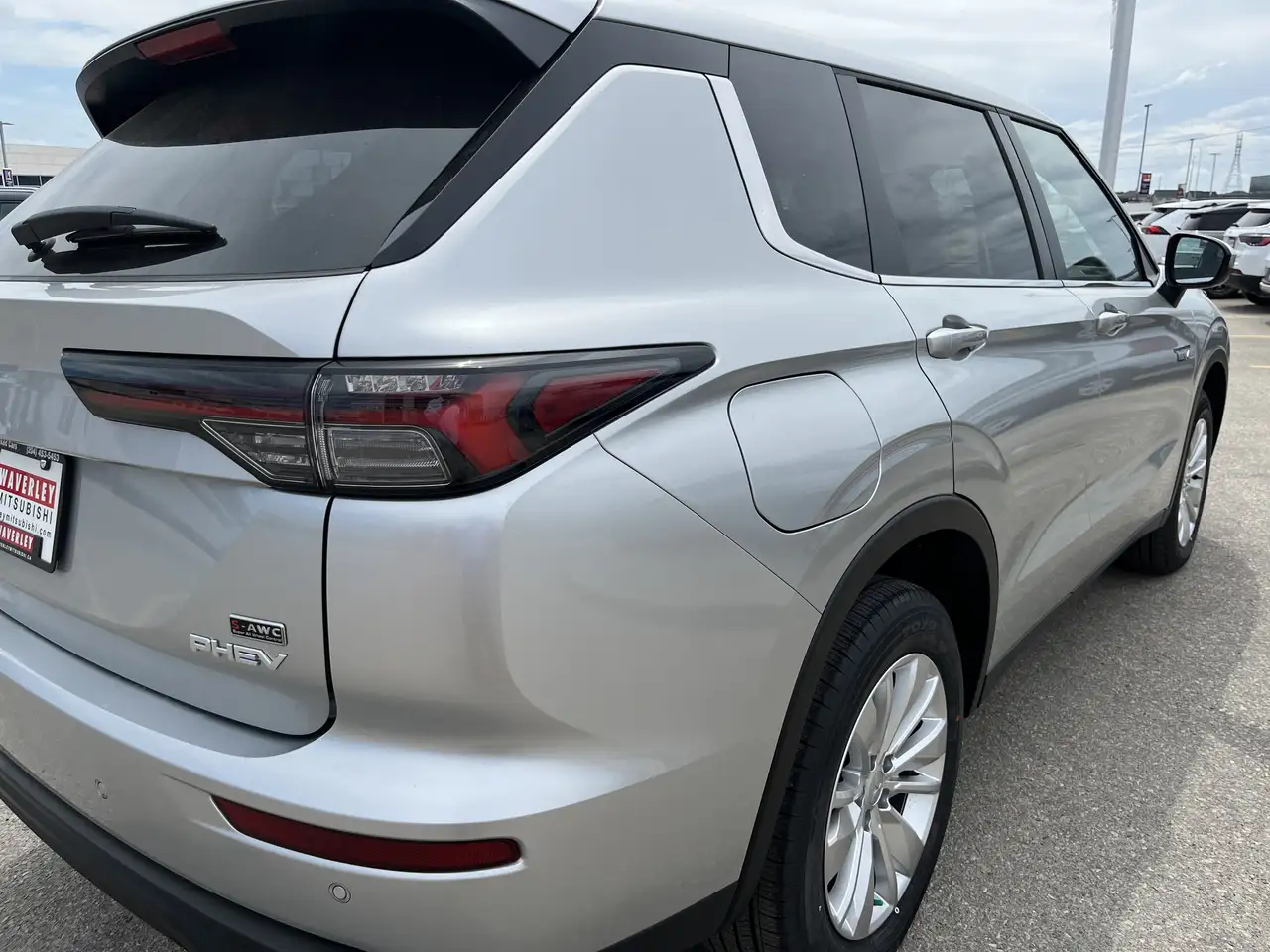 Mitsubishi Outlander снимка Mitsubishi Outlander