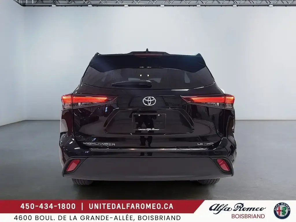 Toyota Highlander снимка Toyota Highlander