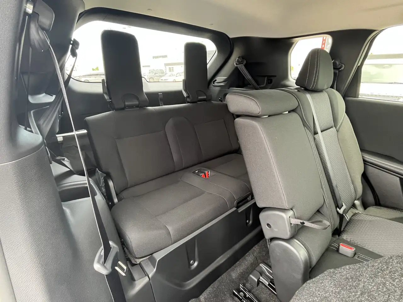 Mitsubishi Outlander снимка Mitsubishi Outlander