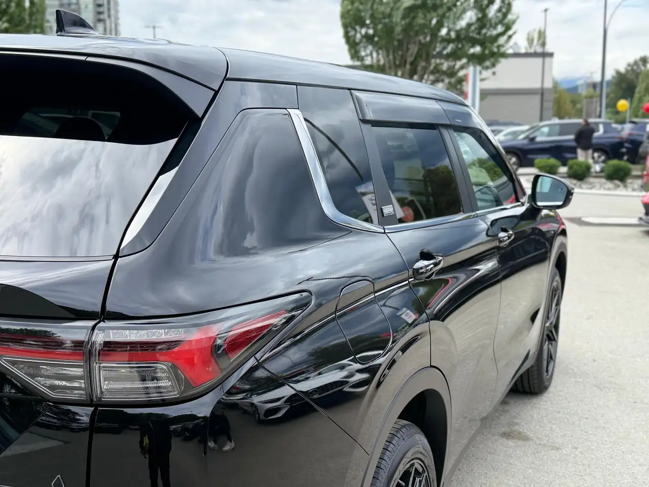 Mitsubishi Outlander fotografie Mitsubishi Outlander