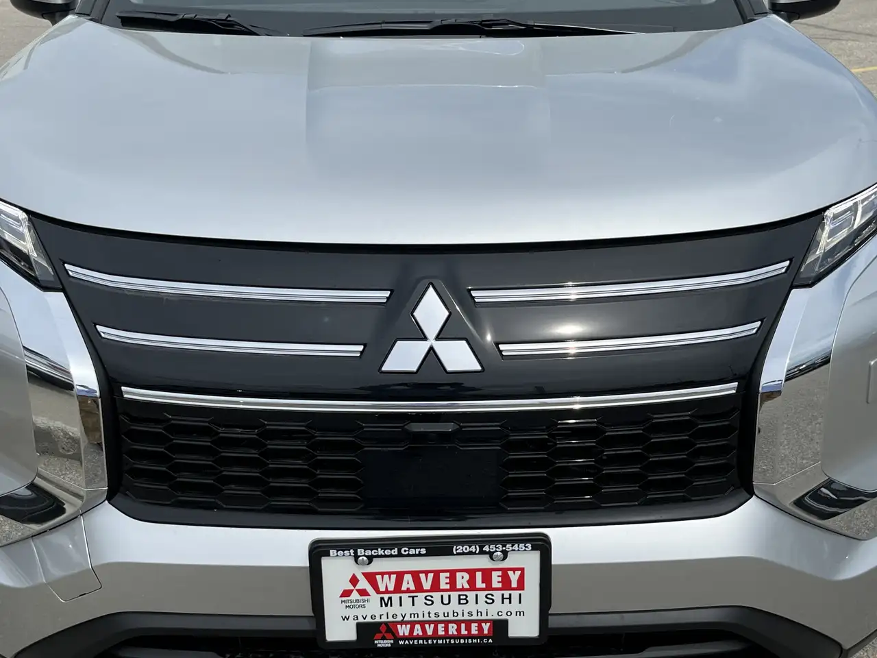 Mitsubishi Outlander снимка Mitsubishi Outlander