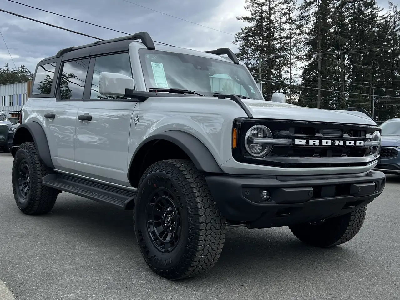 Ford Bronco снимка Ford Bronco