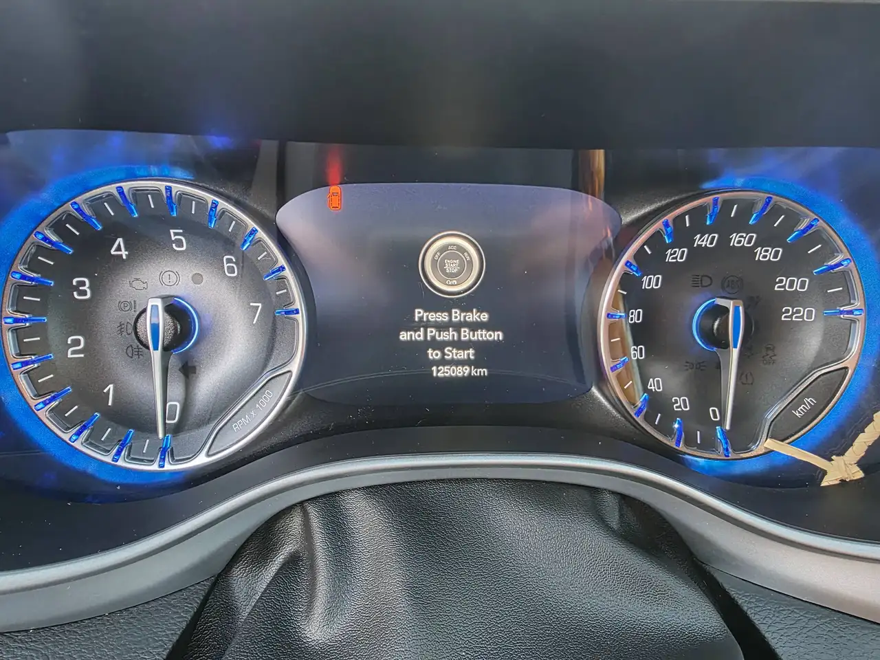 Chrysler Pacifica photo Chrysler Pacifica