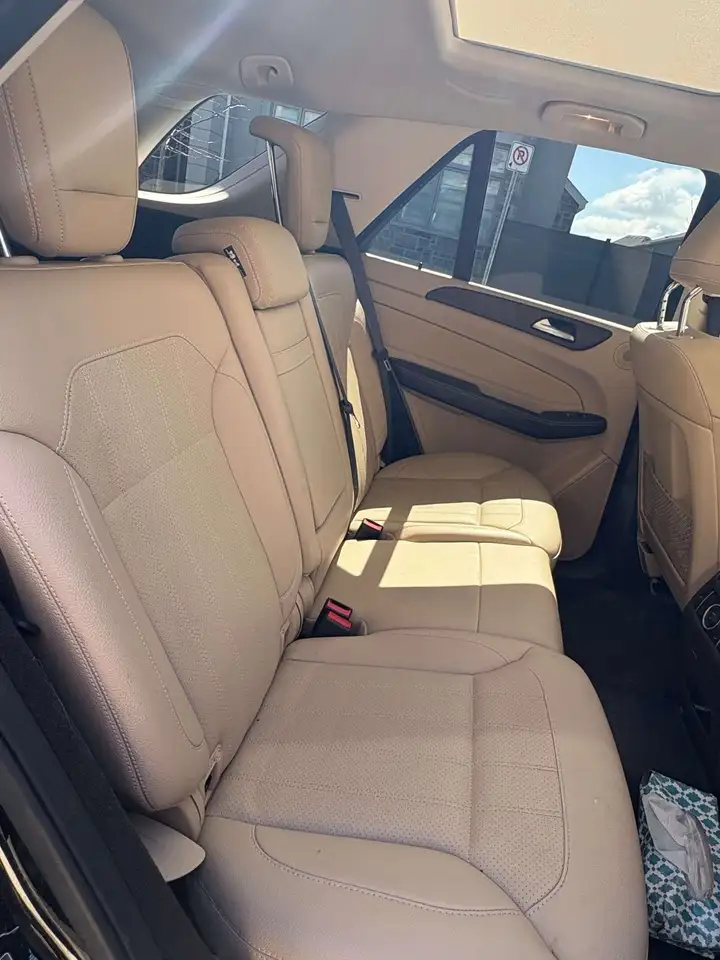 Mercedes-Benz GLE снимка Mercedes-Benz GLE