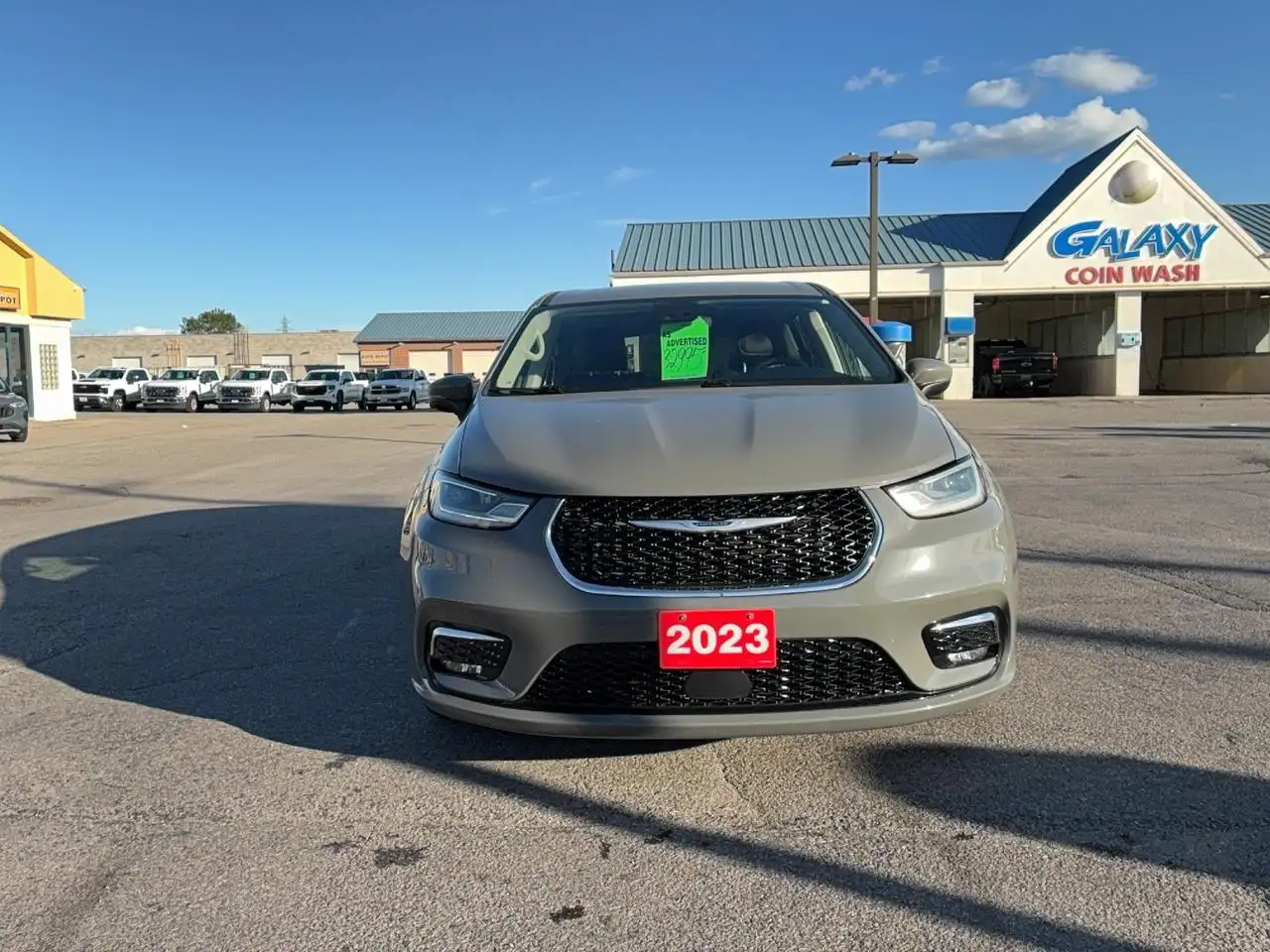 Chrysler Pacifica снимка Chrysler Pacifica