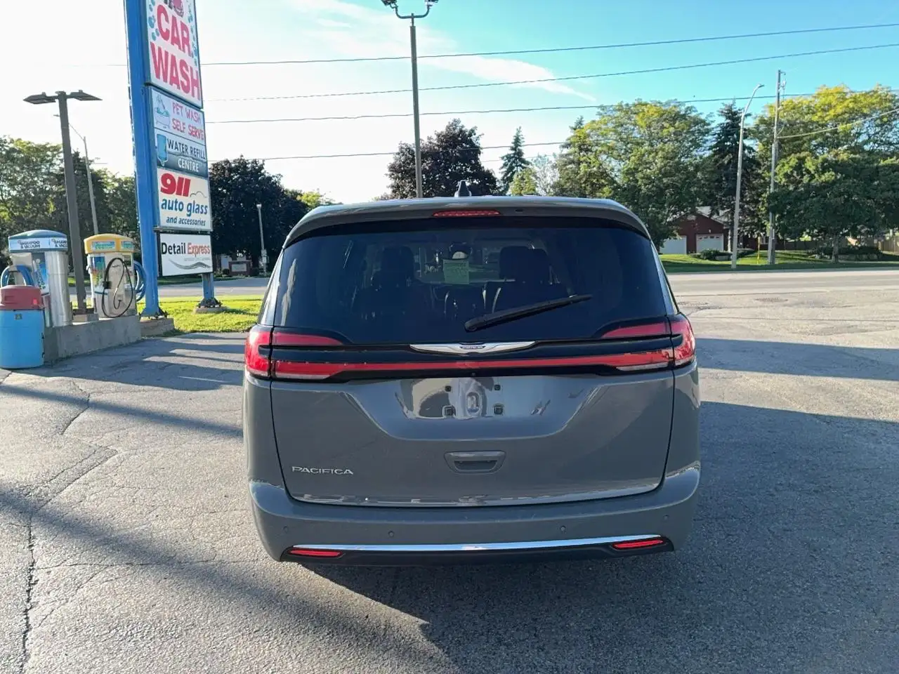 Chrysler Pacifica снимка Chrysler Pacifica