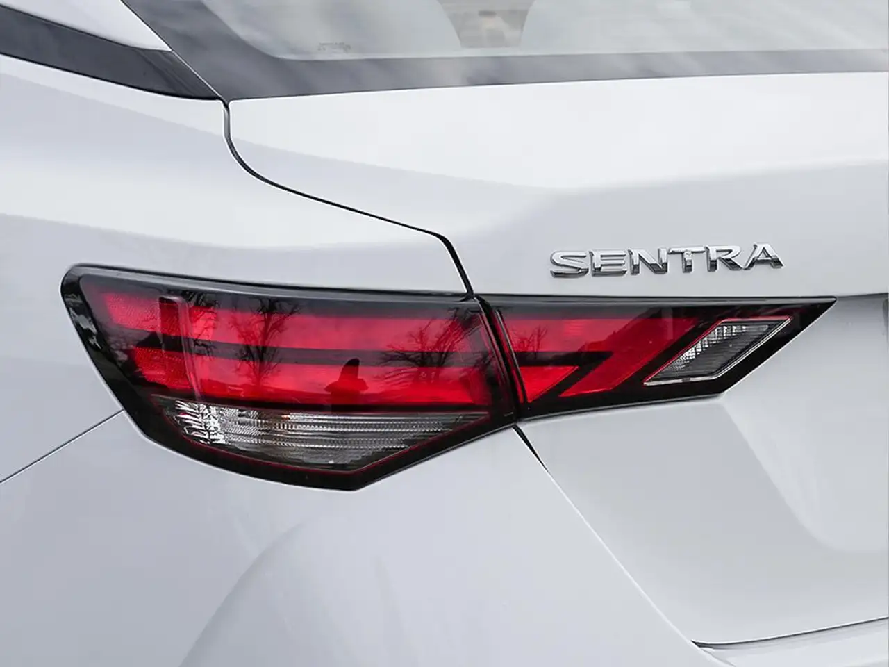 Nissan Sentra fotografie Nissan Sentra