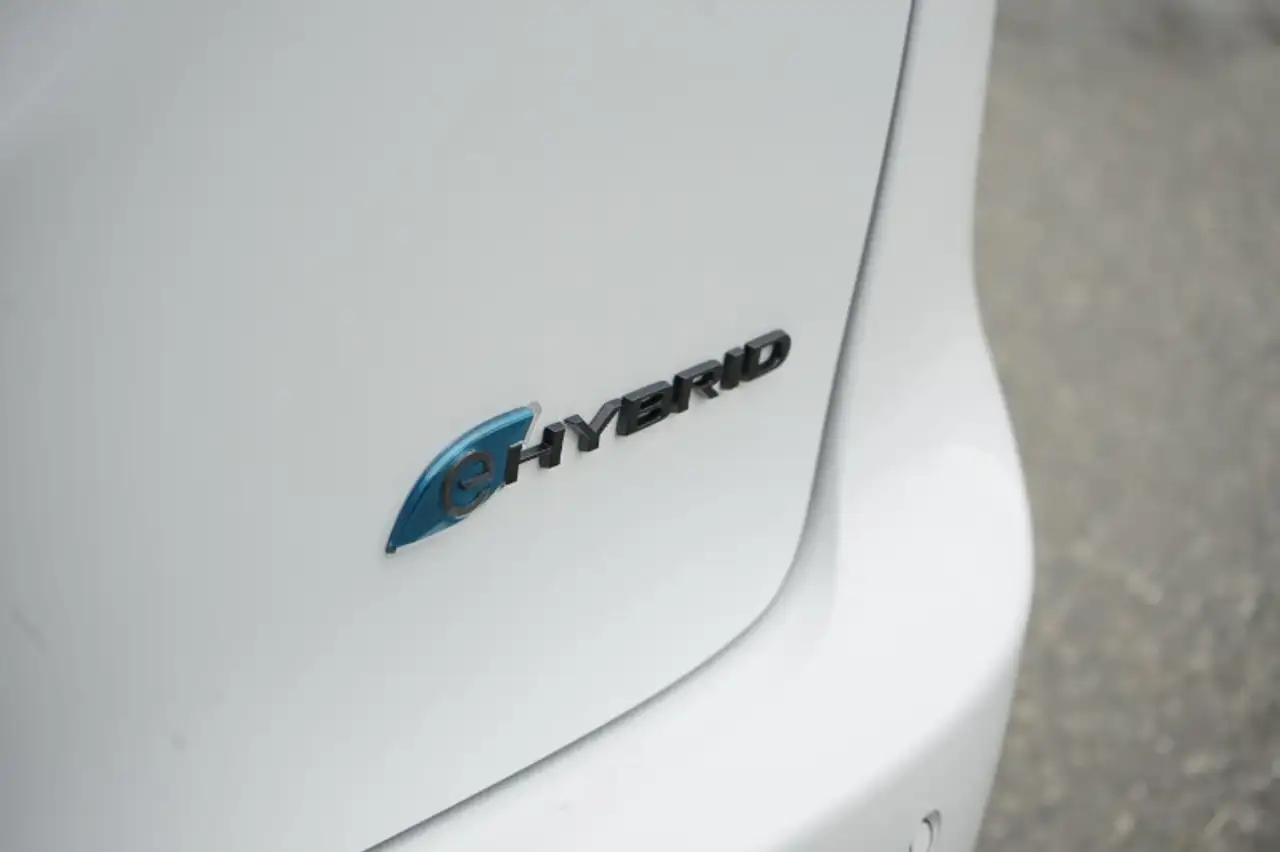 Chrysler Pacifica photo Chrysler Pacifica
