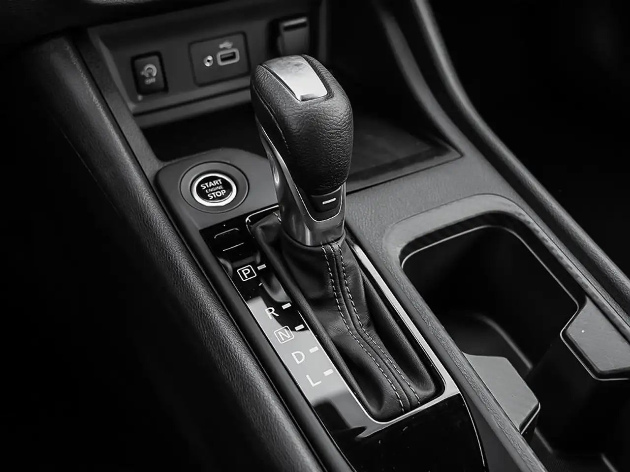 Nissan Sentra fotografie Nissan Sentra