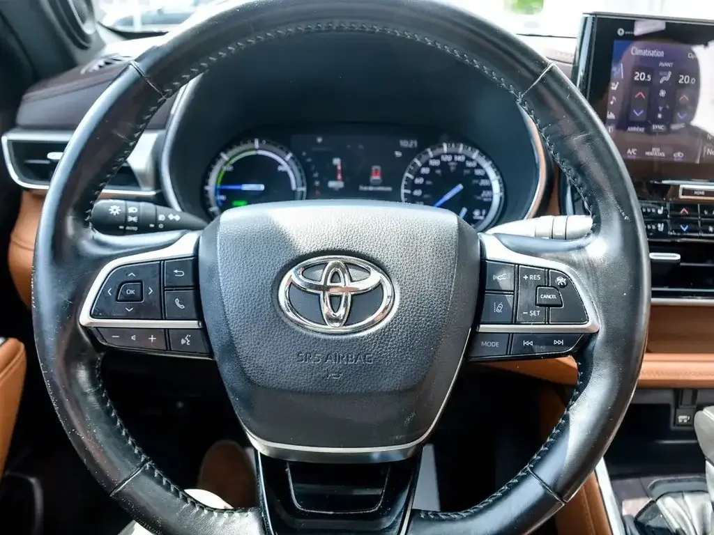 Toyota Highlander снимка Toyota Highlander