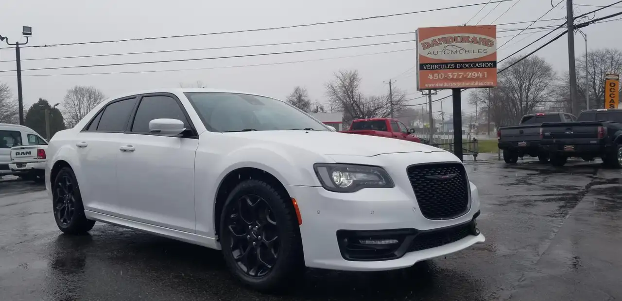 Chrysler 300 снимка Chrysler 300