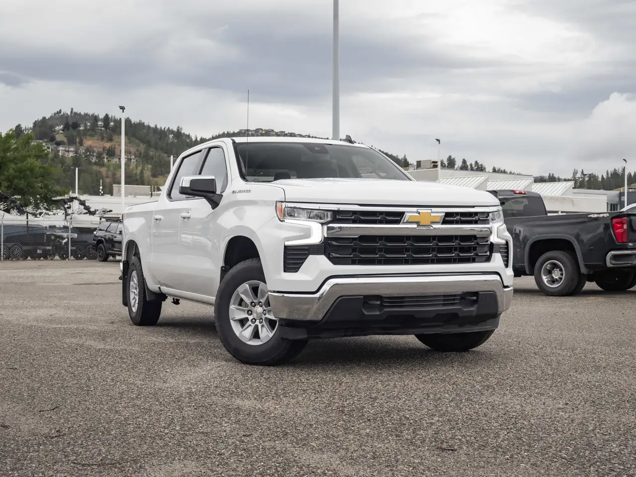 Chevrolet Silverado 1500 photo Chevrolet Silverado 1500