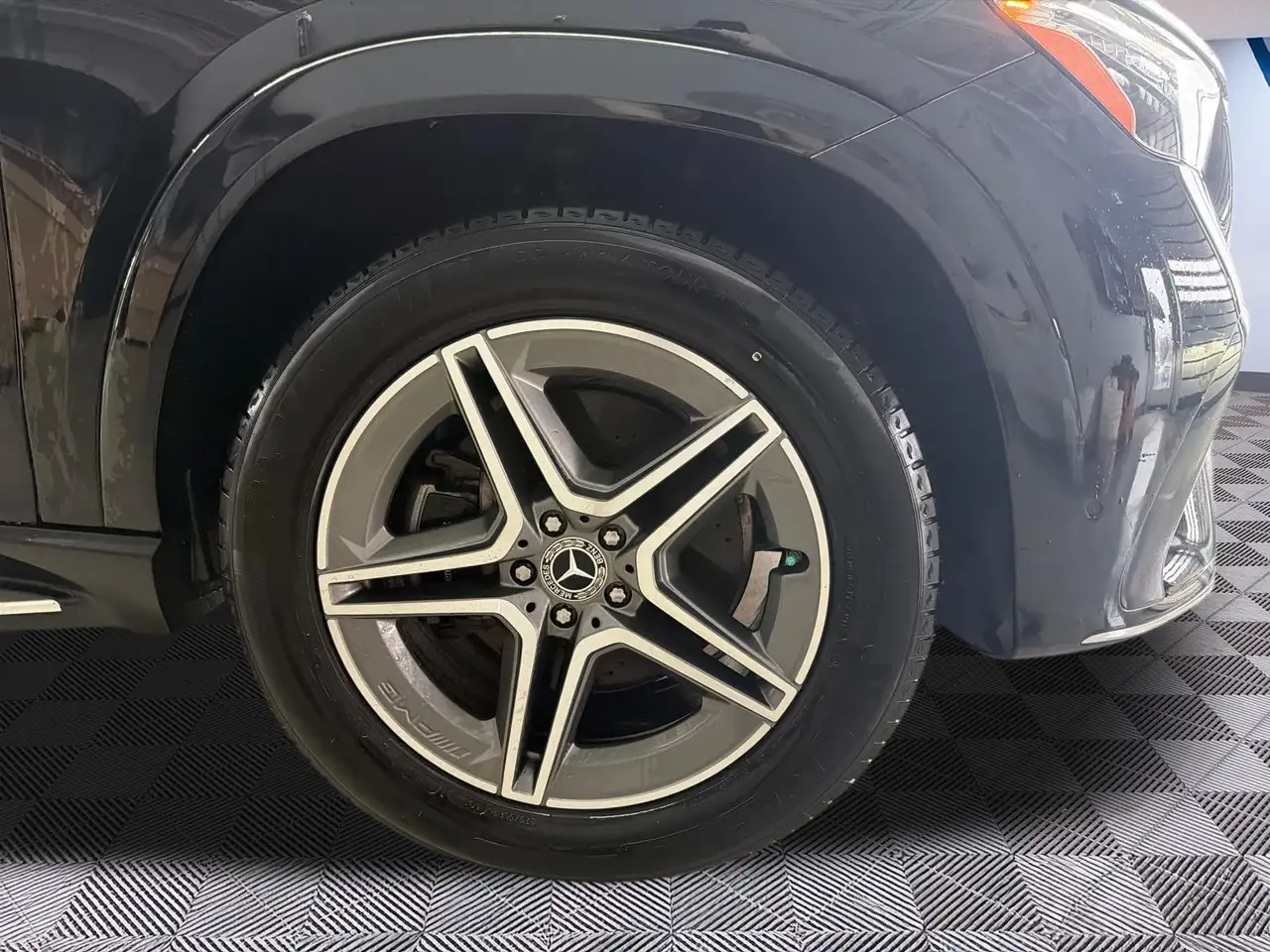 Mercedes-Benz GLE снимка Mercedes-Benz GLE