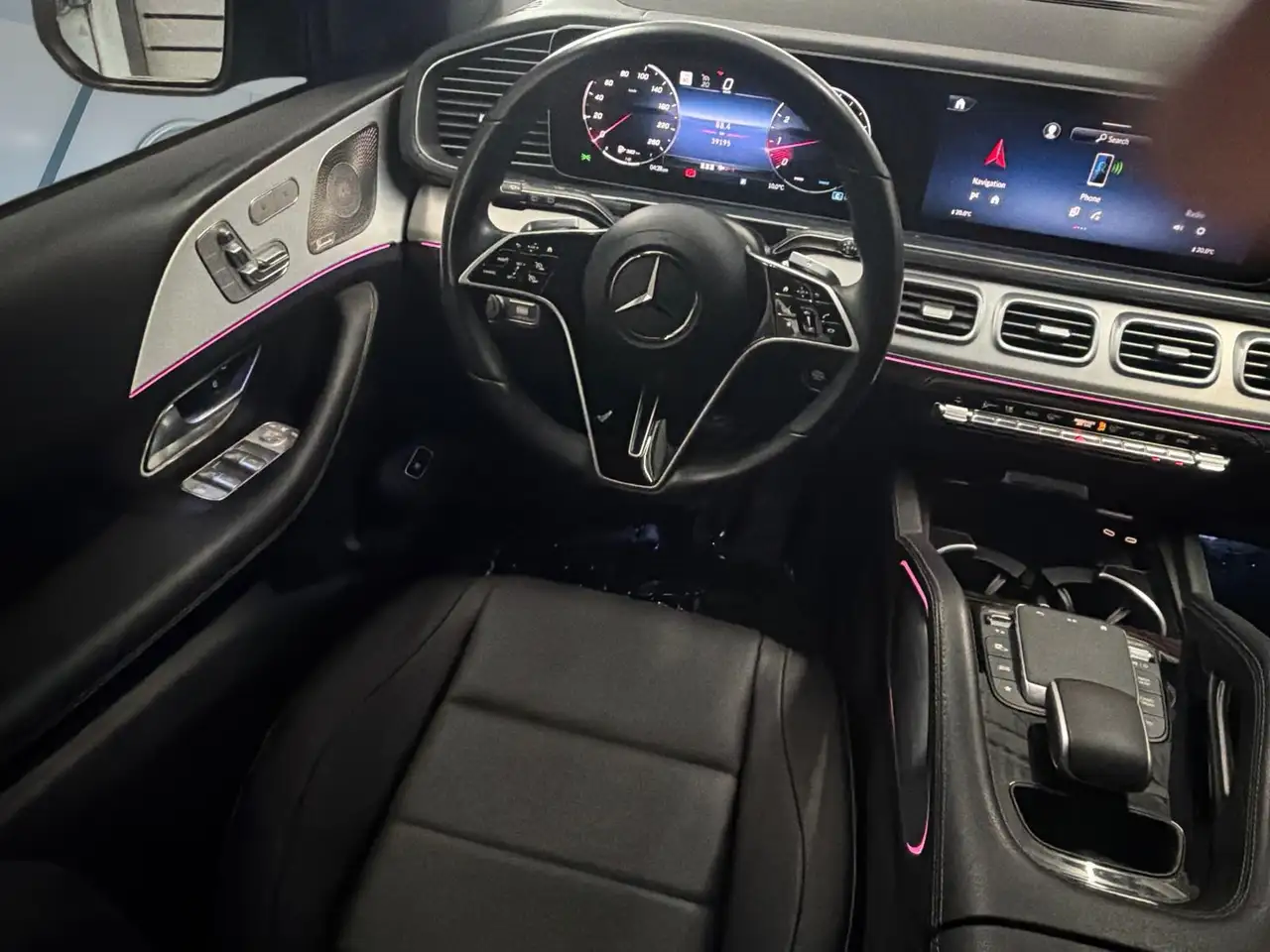 Mercedes-Benz GLE снимка Mercedes-Benz GLE